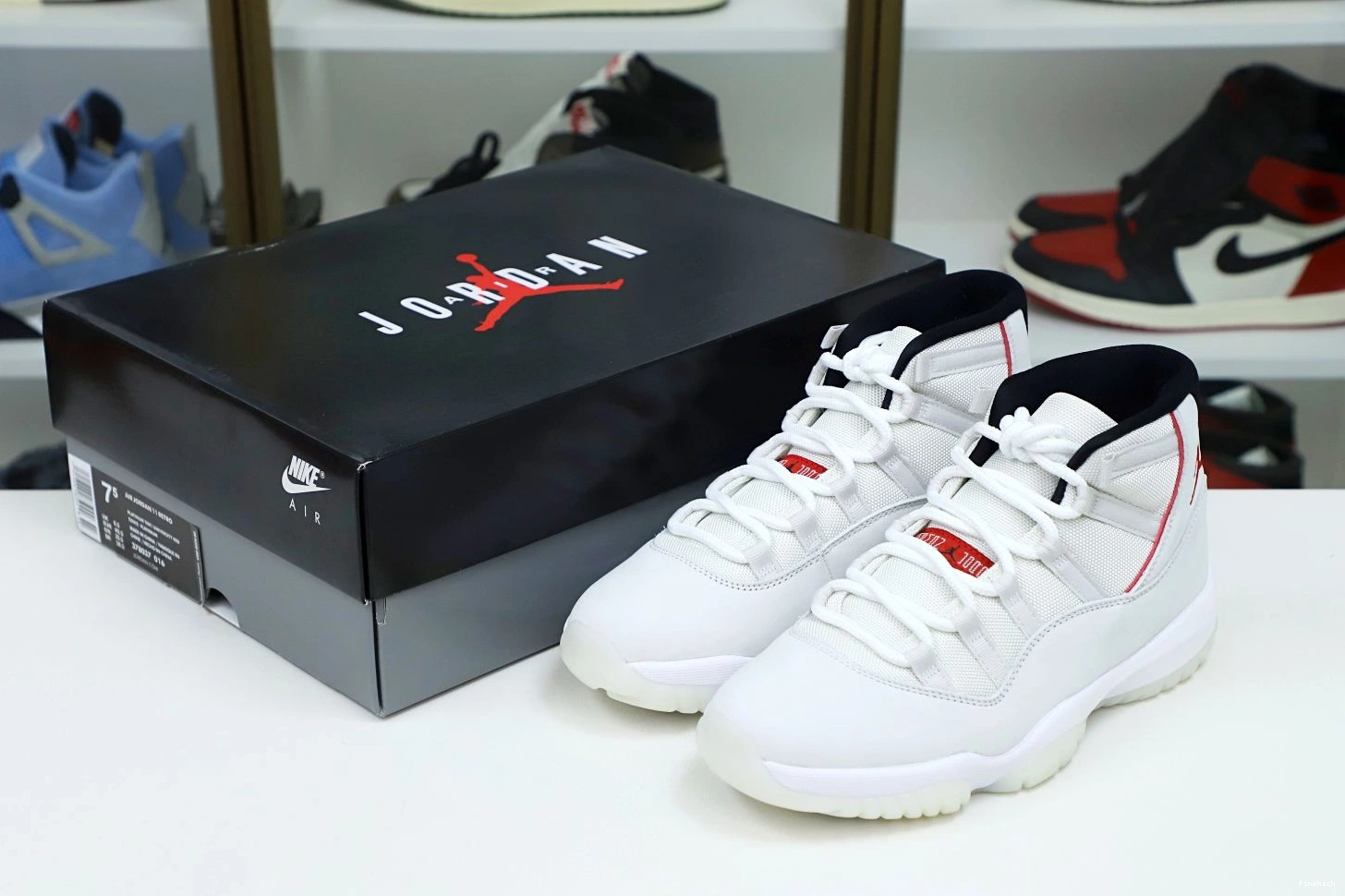 XI AIR JORDAN TINT PLATINUM RETRO 11 0726